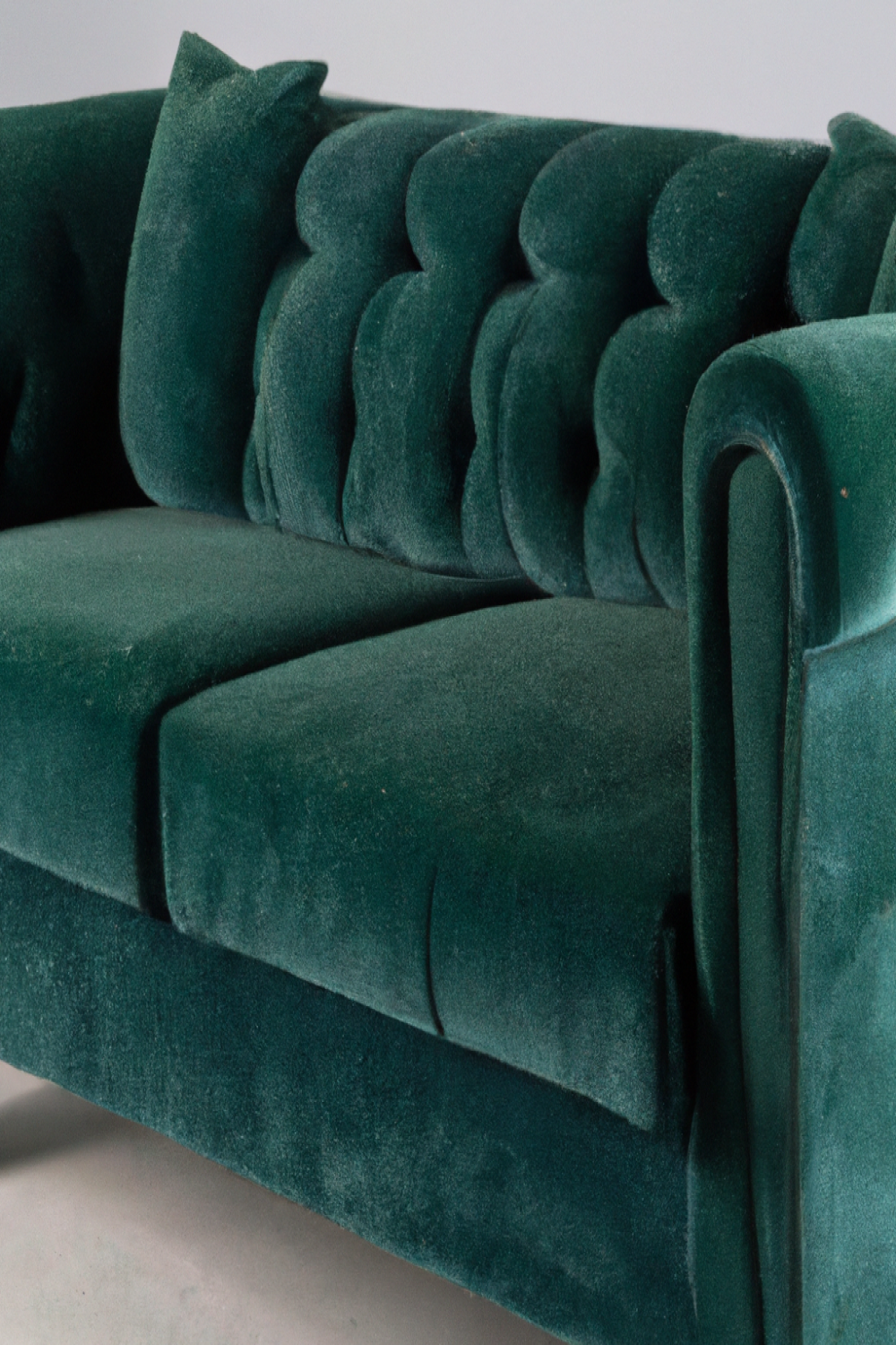 Green Velvet Sofa Inspiration 1