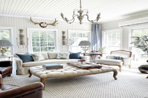 Awe-Inspiring French Country Living Room Ideas