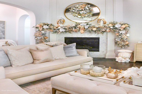 Christmas Living Room in Blush and Gold - Decor Gold Designs