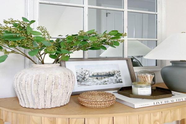 How to Decorate an Accent Table Life On Cedar Lane