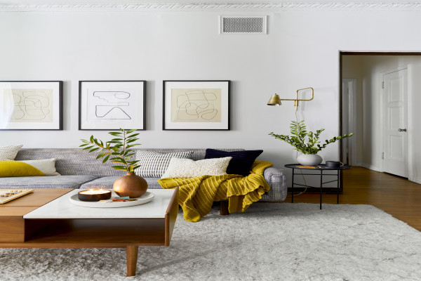 Subtle Yet Stylish Ideas for Gray Sofas in the Living Room