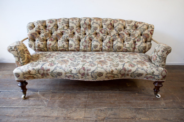 Small antique sofa - The Hoarde Vintage