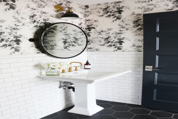 Black And White Wallpaper For Small Bathroom Design