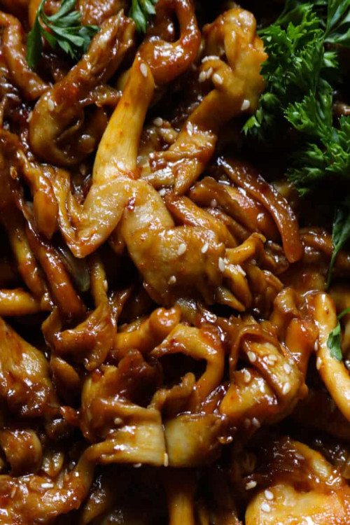 Teriyaki Sauce Crispy Mushrooms