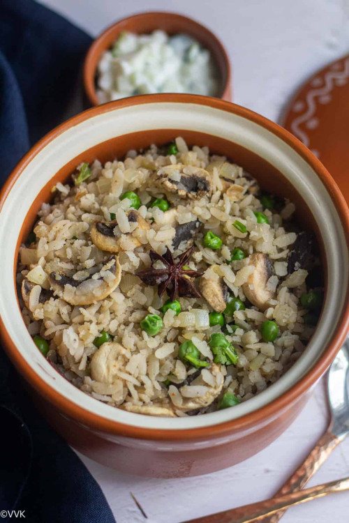 Easy Poha Pulao Mushroom And Peas Pulao With Poha